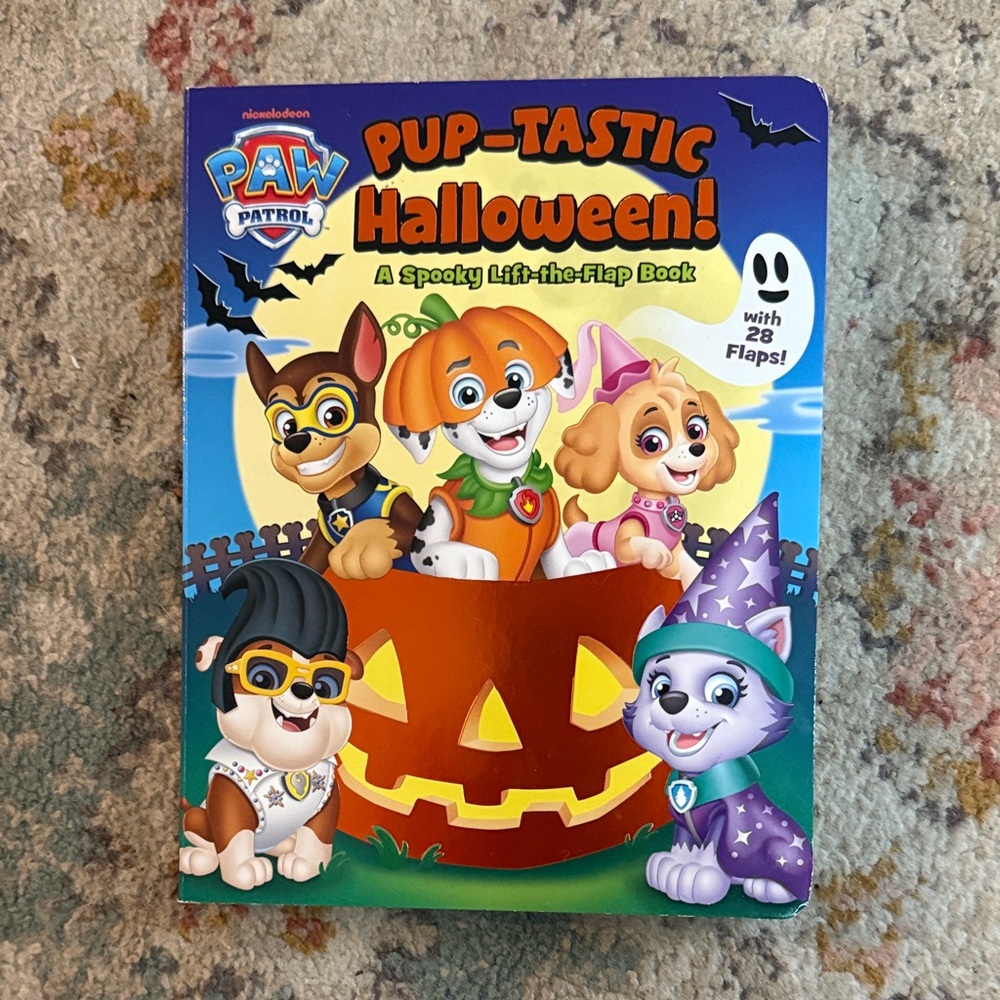 Nickelodeon Paw Patrol Halloween Lift-the-Flap Book